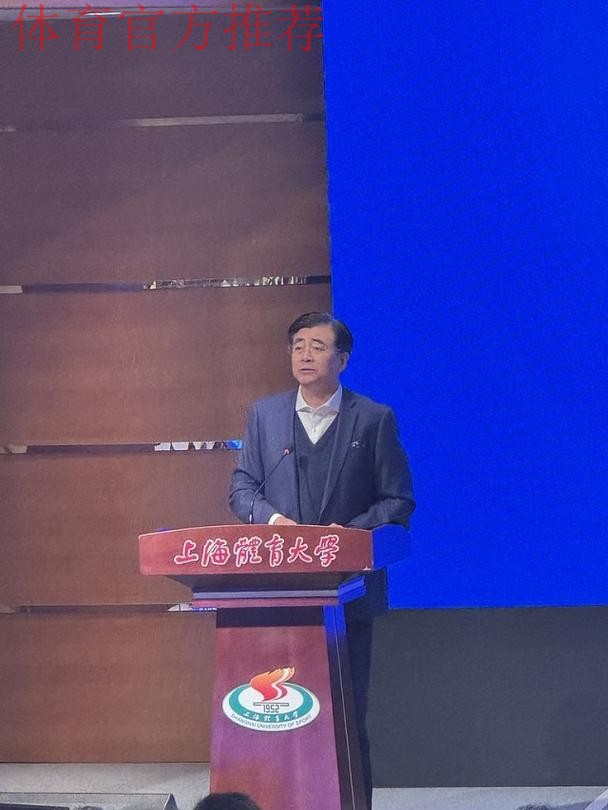 中国足协主席宋凯同亚足联主席萨尔曼会面 中国足协主席宋凯同亚足联主席萨尔曼会面